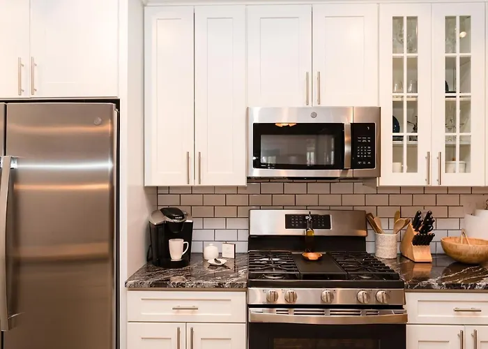 Apartment Luxury King Near Shadyside Hospital