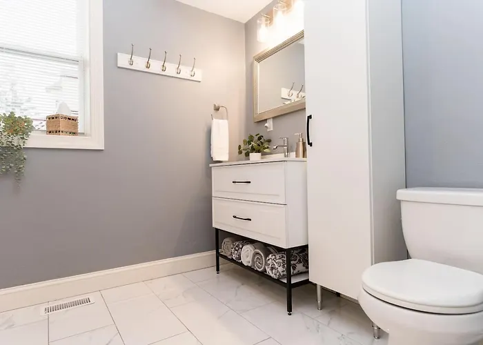 Apartment Luxury King Near Shadyside Hospital Pittsburgh