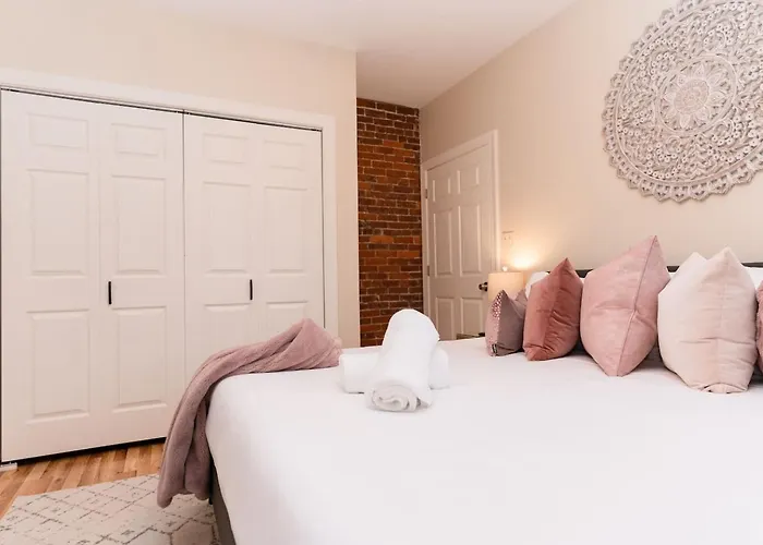 Apartment Luxury King Near Shadyside Hospital *